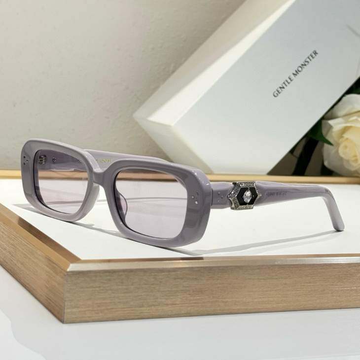 Picture of Gentle Monster Sunglasses _SKUfw68372242fw